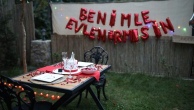 Outdoor romantic dinner setup in Sapanca, Türkiye with proposal decorations. — The Use for the Best Furniture Items for the L